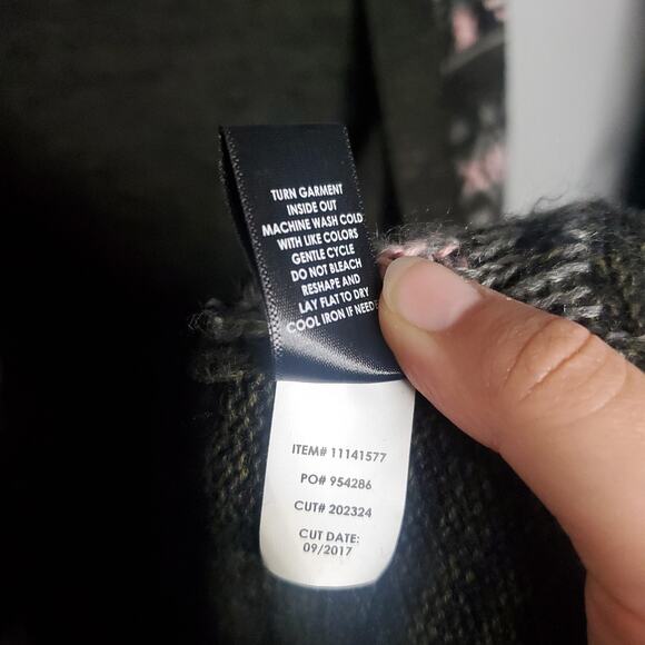 Torrid Multi-Color Geometric Pattern Green Pink Open Cardigan Size 0 = L 12 - Picture 11 of 15